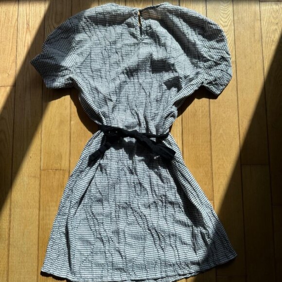 Zara Basics Bw Textured Short - Picture 4 of 4